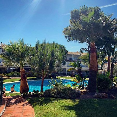 Fantastic 3-Bedroom Holiday Home Including Tennis And Pool Near Golf Course El Portil Exteriör bild