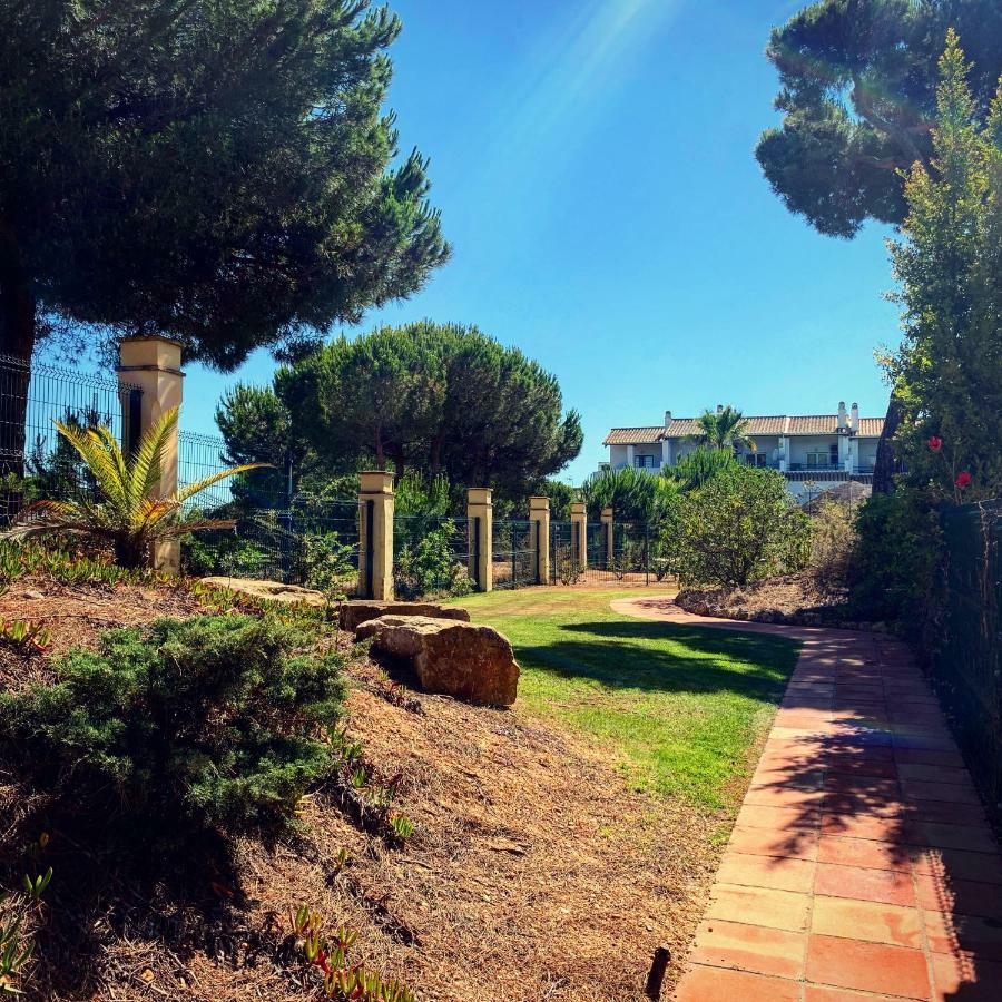 Fantastic 3-Bedroom Holiday Home Including Tennis And Pool Near Golf Course El Portil Exteriör bild