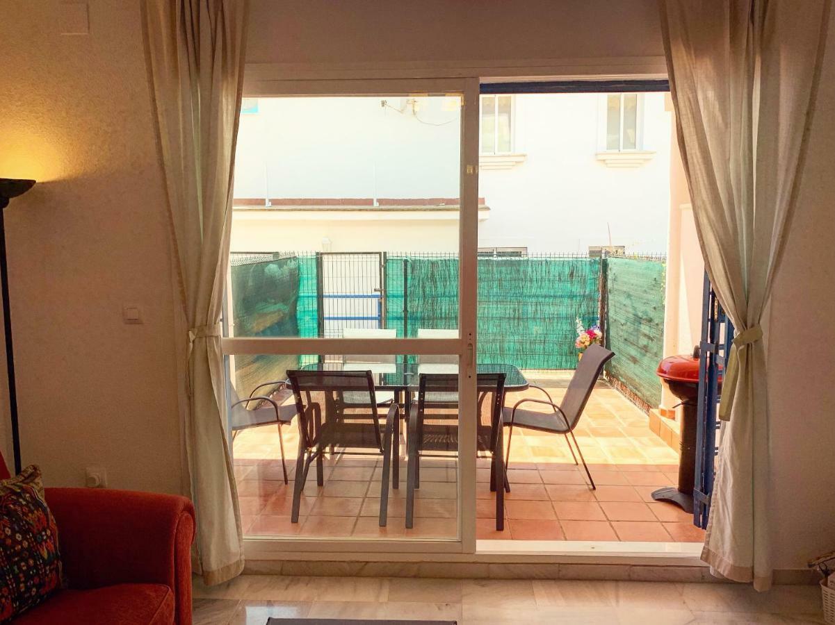Fantastic 3-Bedroom Holiday Home Including Tennis And Pool Near Golf Course El Portil Exteriör bild