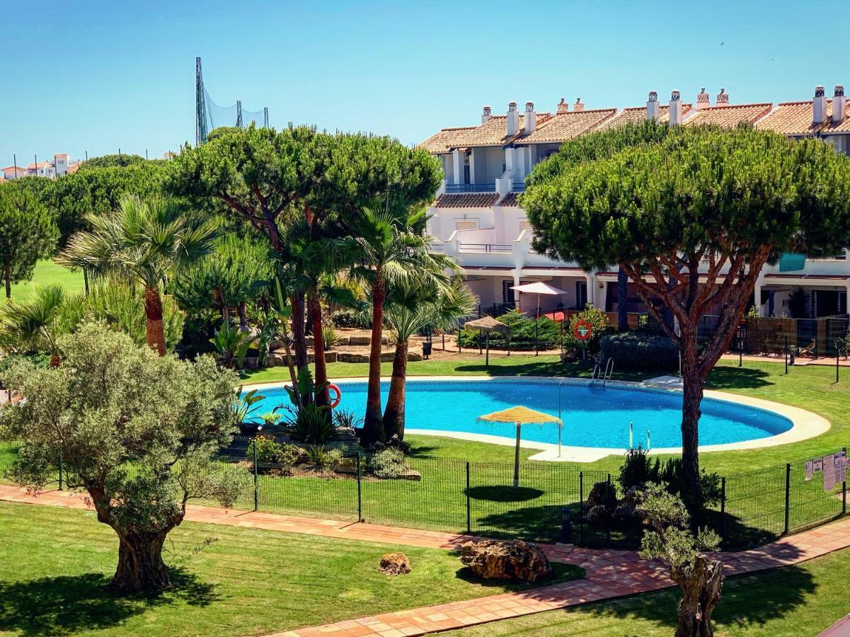 Fantastic 3-Bedroom Holiday Home Including Tennis And Pool Near Golf Course El Portil Exteriör bild